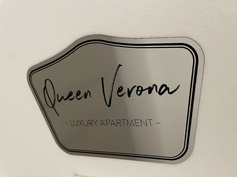 Queen Verona Luxury Apartment