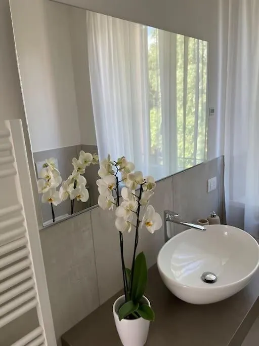 Queen Verona Luxury Apartment