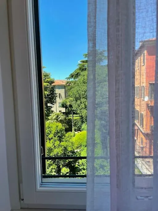 Queen Verona Luxury Apartment Italy